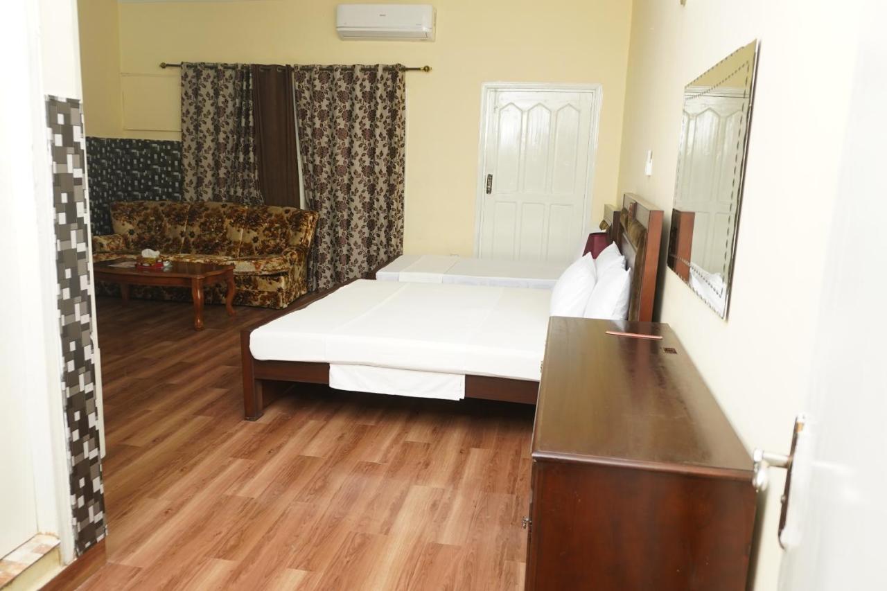 ORION Guest House F-7 İslamabad Dış mekan fotoğraf